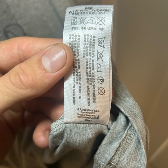 Emporio Armani "Archivio 1970" T-shirt - Picture 7 of 8